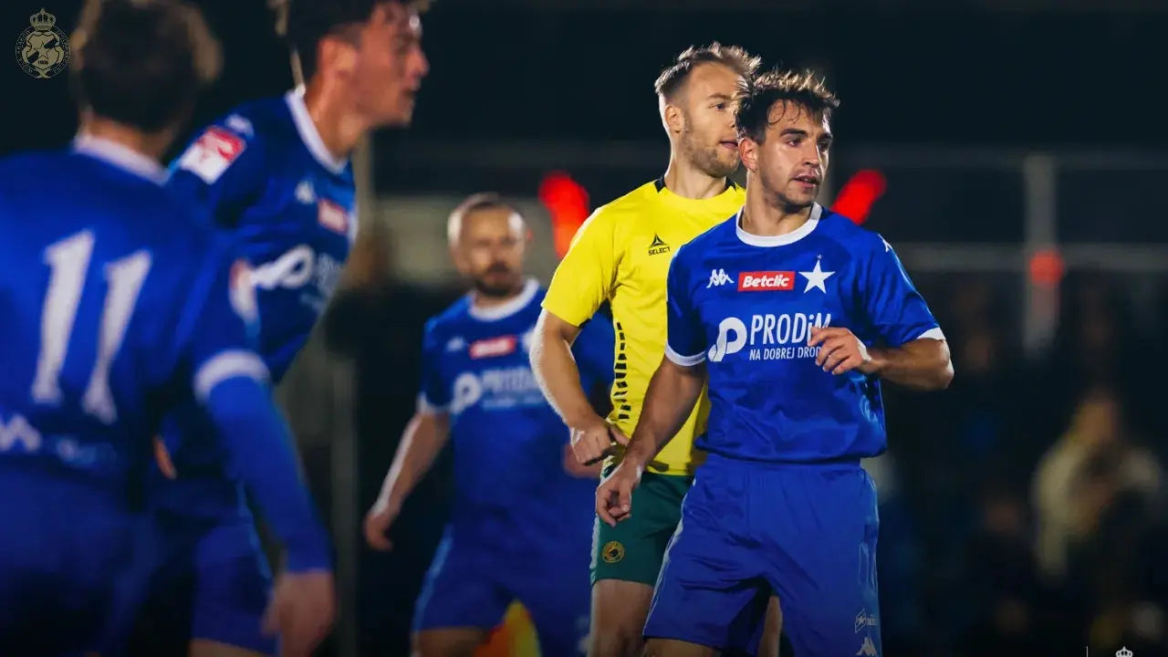 Zdjęcie: Wisła II Kraków przegrywa w starciu z Wiślanami Skawina