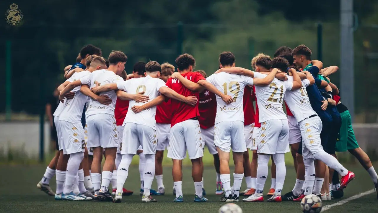 Zdjęcie: Zaczynamy CLJ U19 i U17! Młodzieżowe drużyny Wisły Kraków zagrają z drużynami Resovii Rzeszów!