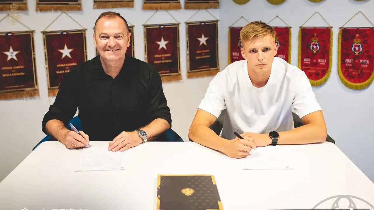 Zdjęcie: Patryk Moskiewicz dołącza do drugiej drużyny Wisły!