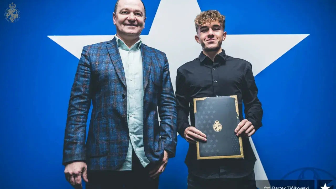 Zdjęcie: Dawid Gap podpisał profesjonalny kontrakt