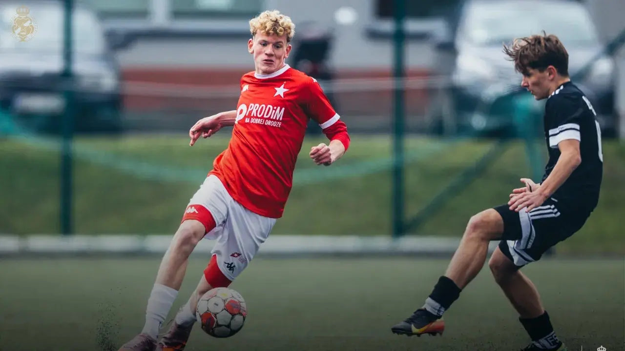 Zdjęcie: Wisła Kraków w CLJ! Co czeka młodych Wiślaków w ostatnich ligowych starciach października?