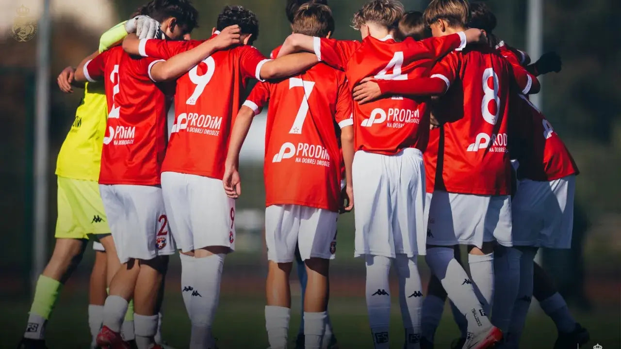 Zdjęcie: Wisła Kraków w CLJ! Podsumowanie weekendowych spotkań