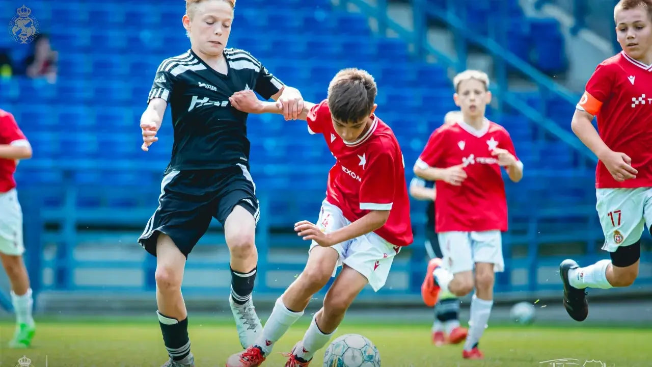 Zdjęcie: Zacięta walka i sportowe emocje w pierwszym dniu 38. Międzynarodowego Turnieju im. Adama Grabki