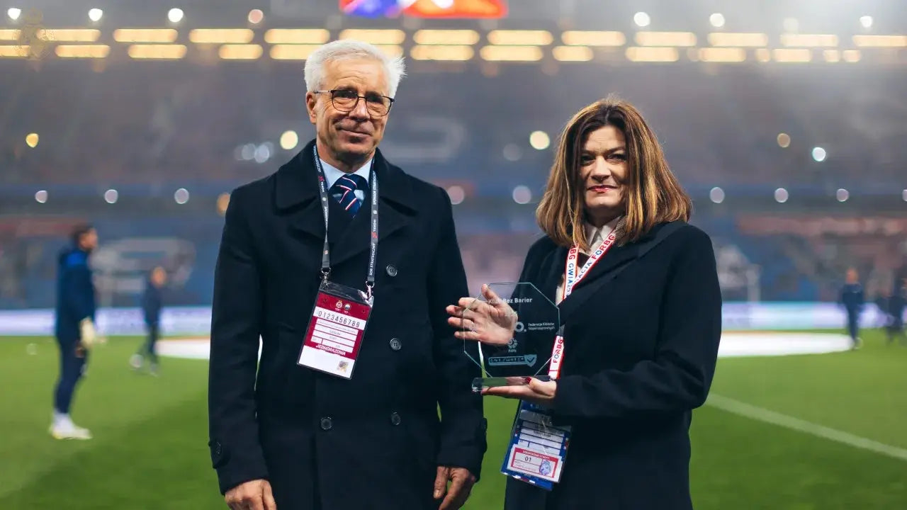 Zdjęcie: Wisła Kraków nagrodzona statuetką „Klub Bez Barier”