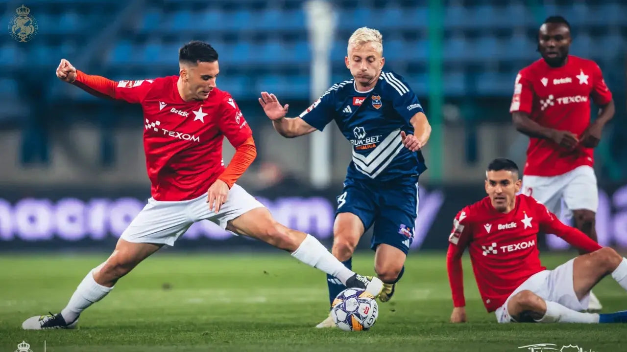 Zdjęcie: Lider pokonany: #WISBBT 2:0