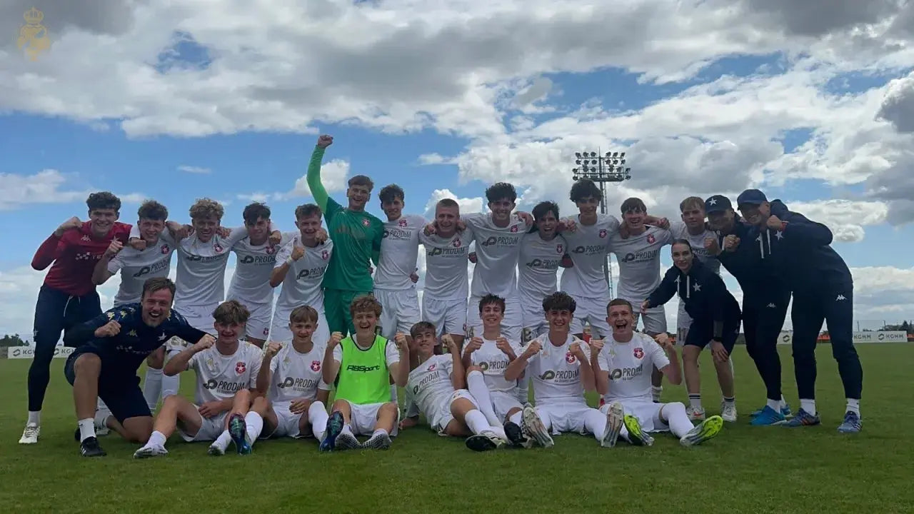 Zdjęcie: Wisła Kraków w CLJ! Niepokonana drużyn U-19, U-17 po ciężkim meczu i bezbramkowy remis U-15!