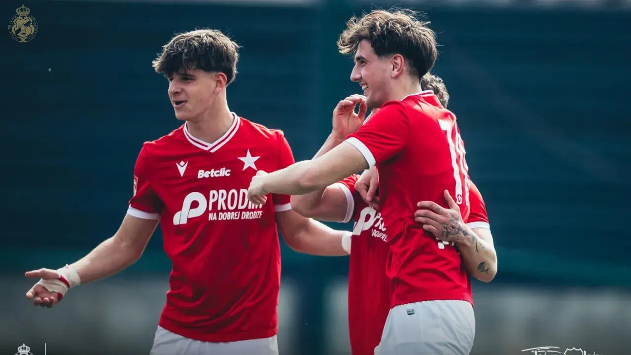 Zdjęcie: Pucharowe zmagania w Jawiszowicach. Rezerwy powalczą o ćwierćfinał