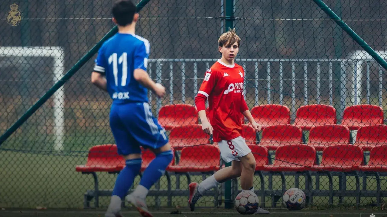 Zdjęcie: Wisła Kraków w CLJ! Co czeka drużyny U-19 i U-17 w ostatnich spotkaniach 2025 roku?