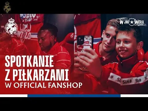 Olivier-Sukiennicki-i-James-Igbekeme-spotkali-się-z-kibicami Wisła Kraków® | Official Platform