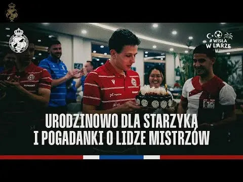 WisłaWLarze-Typy-na-Ligę-Mistrzów-i-urodziny-Starzyka Wisła Kraków® | Official Platform