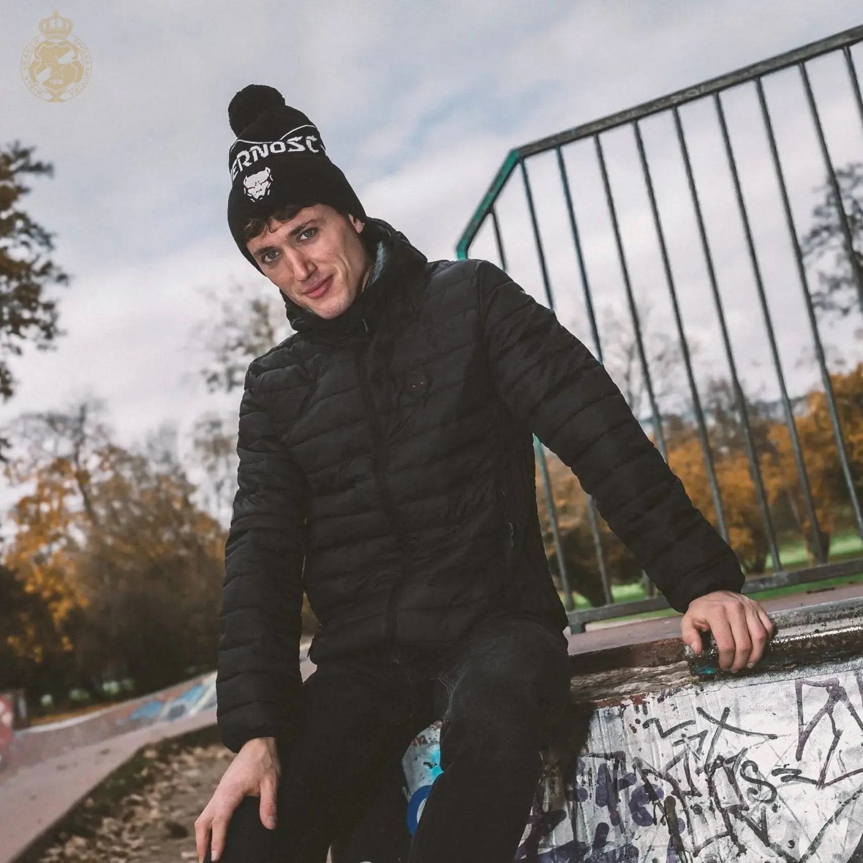 Kurtka pikowana WIERNOŚĆ Official FanShop - TS Wisła Kraków SA