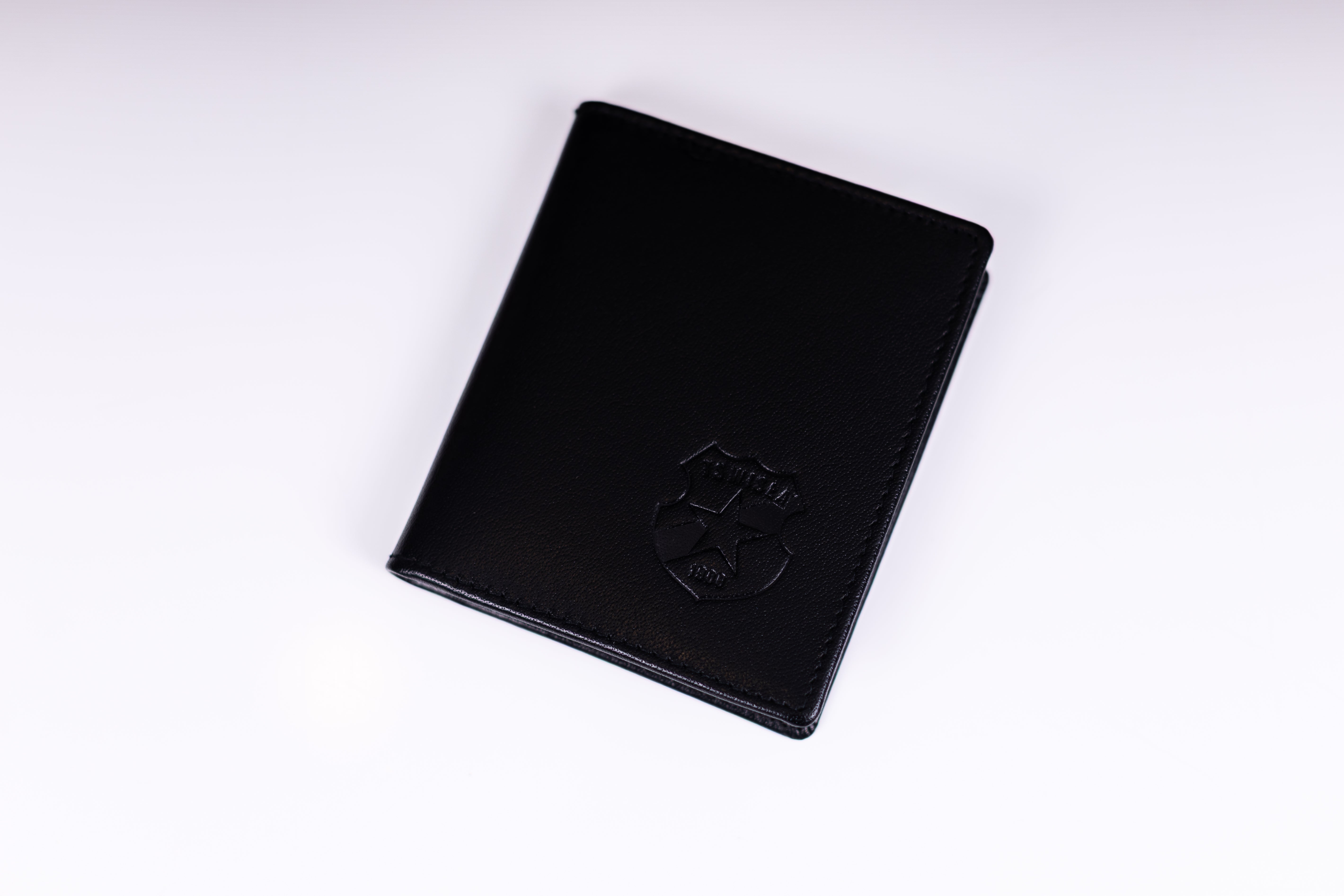 Etui na karty Herb TS - czarne - Wisła Kraków® Official Platform