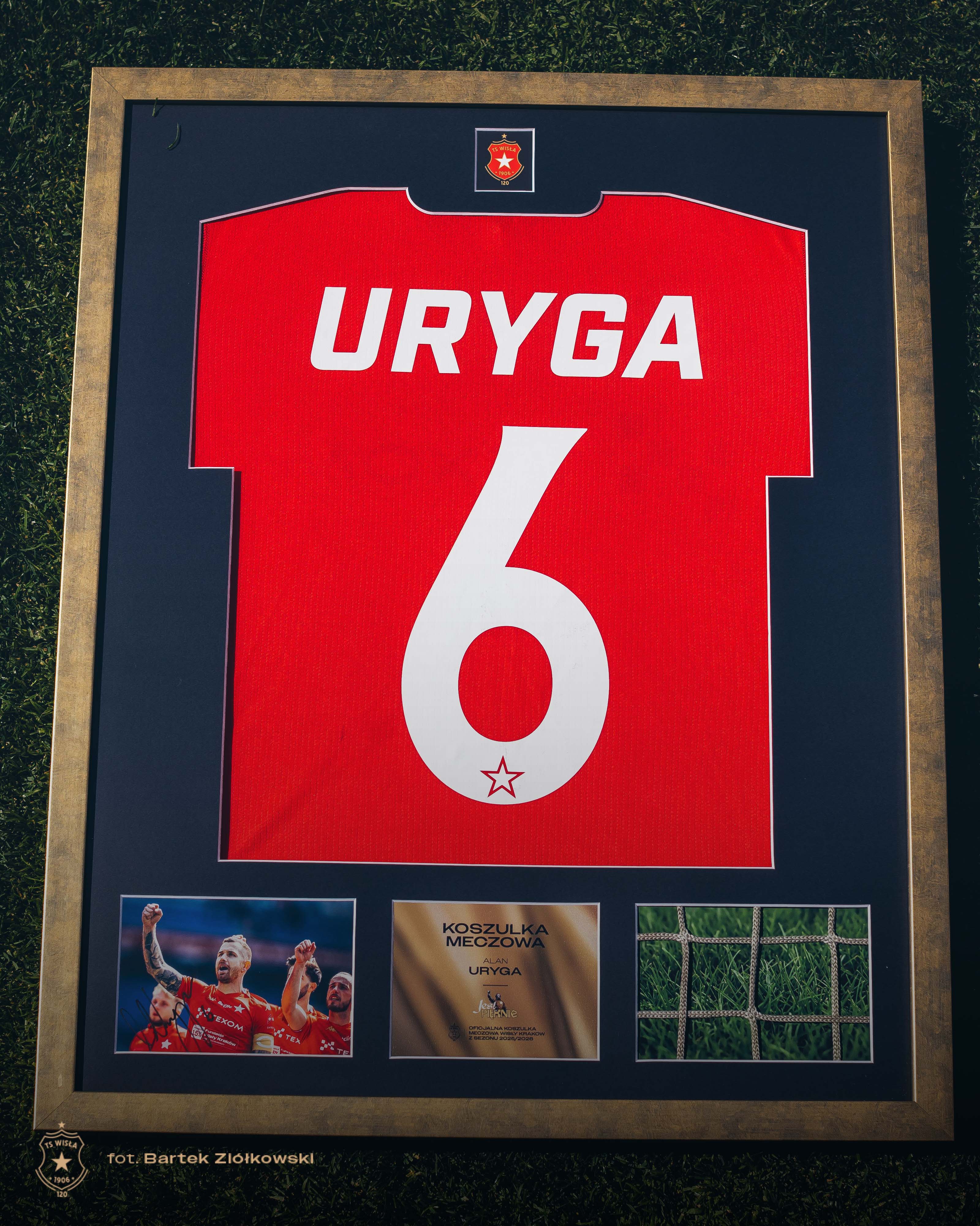 Rama kolekcjonerska – Alan Uryga (kapitan) | Wisła Kraków - Official FanShop - TS Wisła Kraków SA
