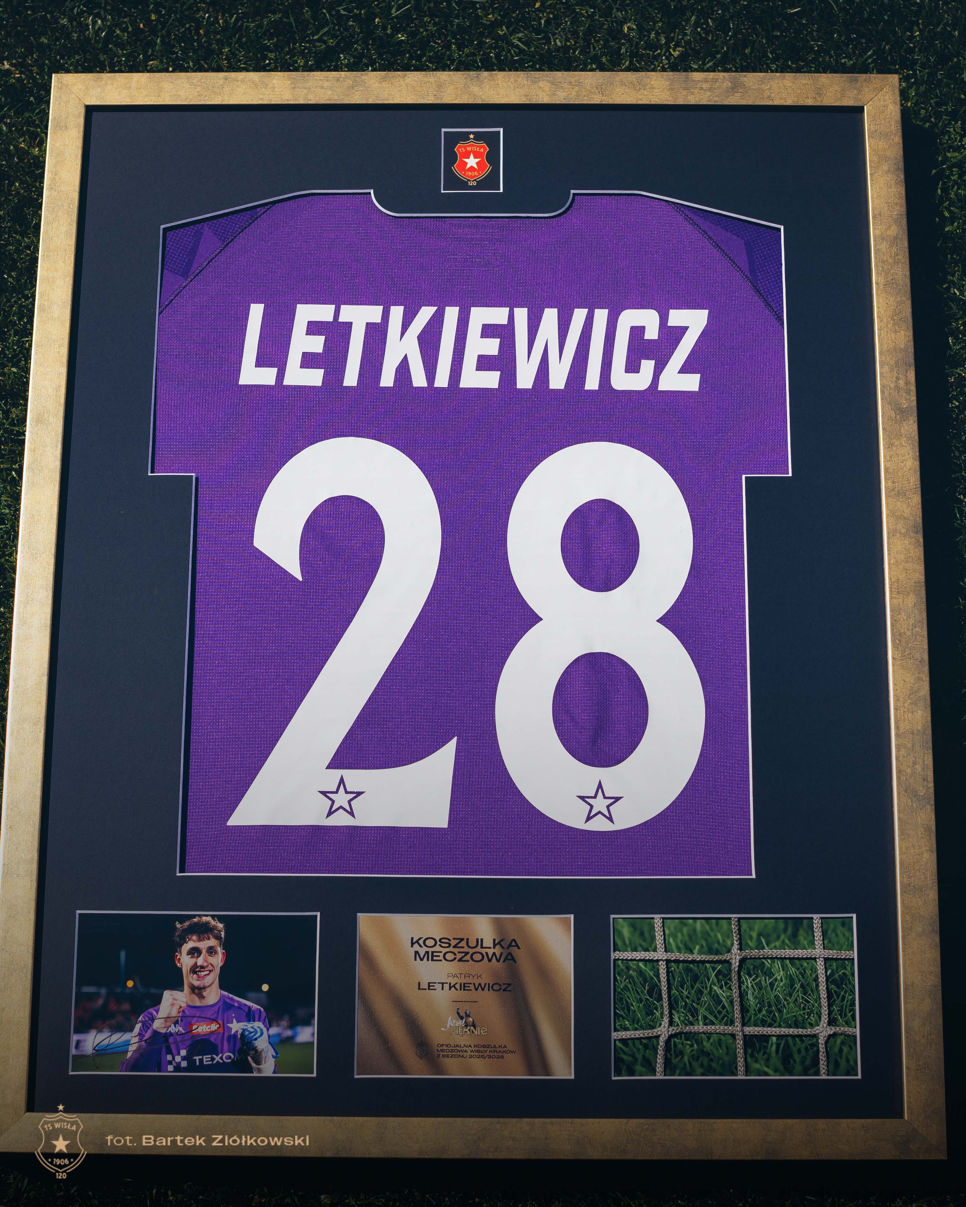 Rama kolekcjonerska – Patryk Letkiewicz #28 | Wisła Kraków - Official FanShop - TS Wisła Kraków SA