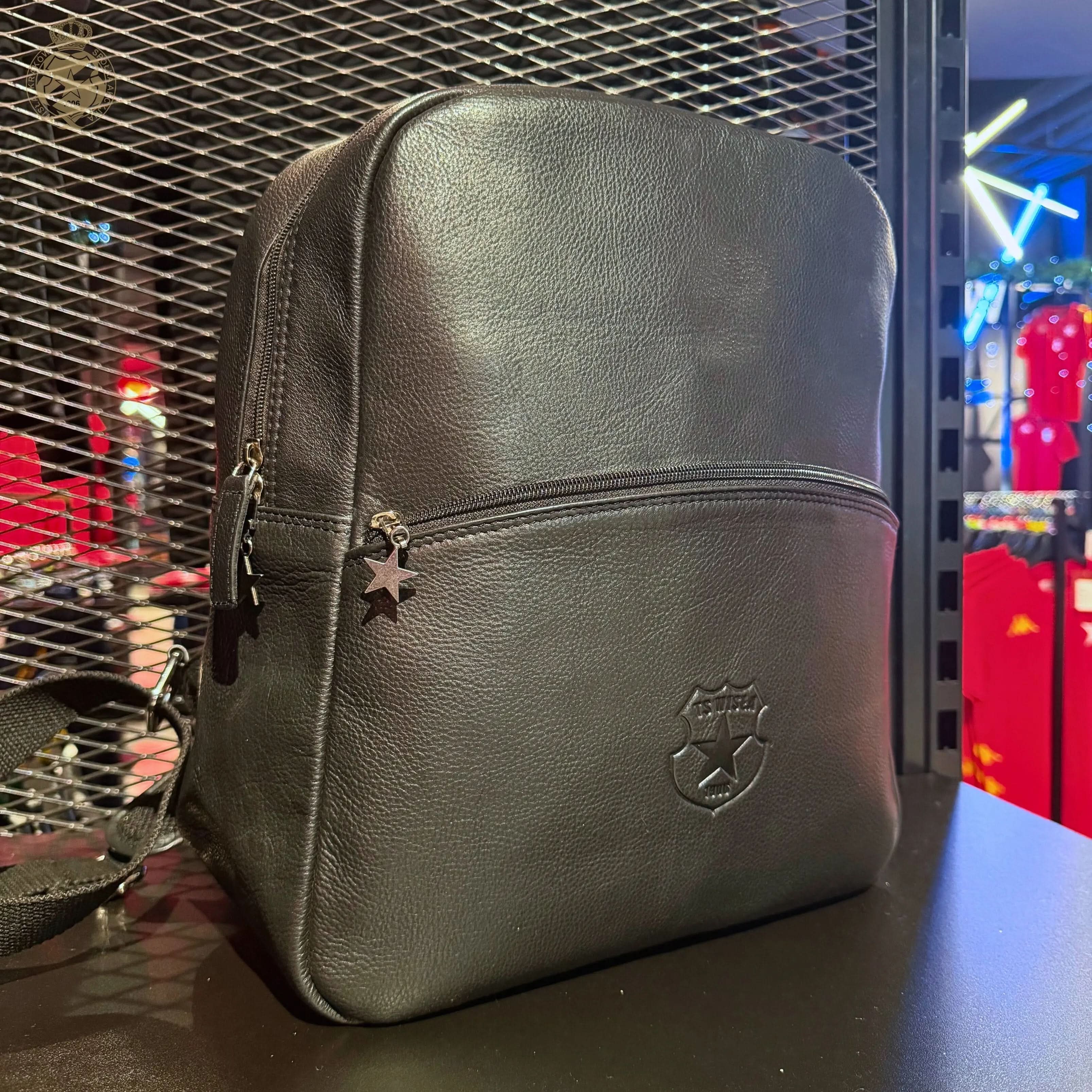 Plecak skórzany tłoczony Herb TS - czarny Wisła Kraków Offical FanShop