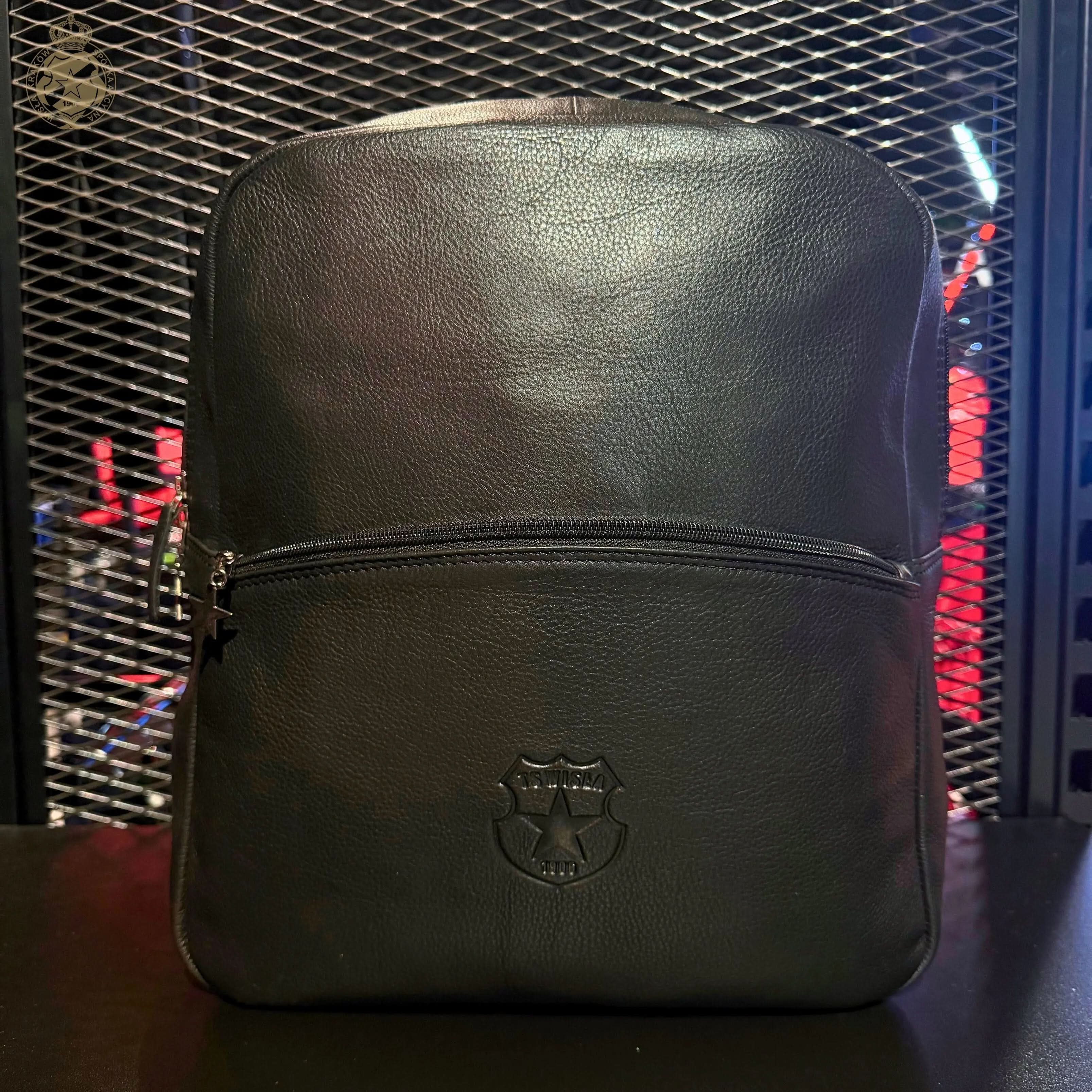Plecak skórzany tłoczony Herb TS - czarny Wisła Kraków Offical FanShop