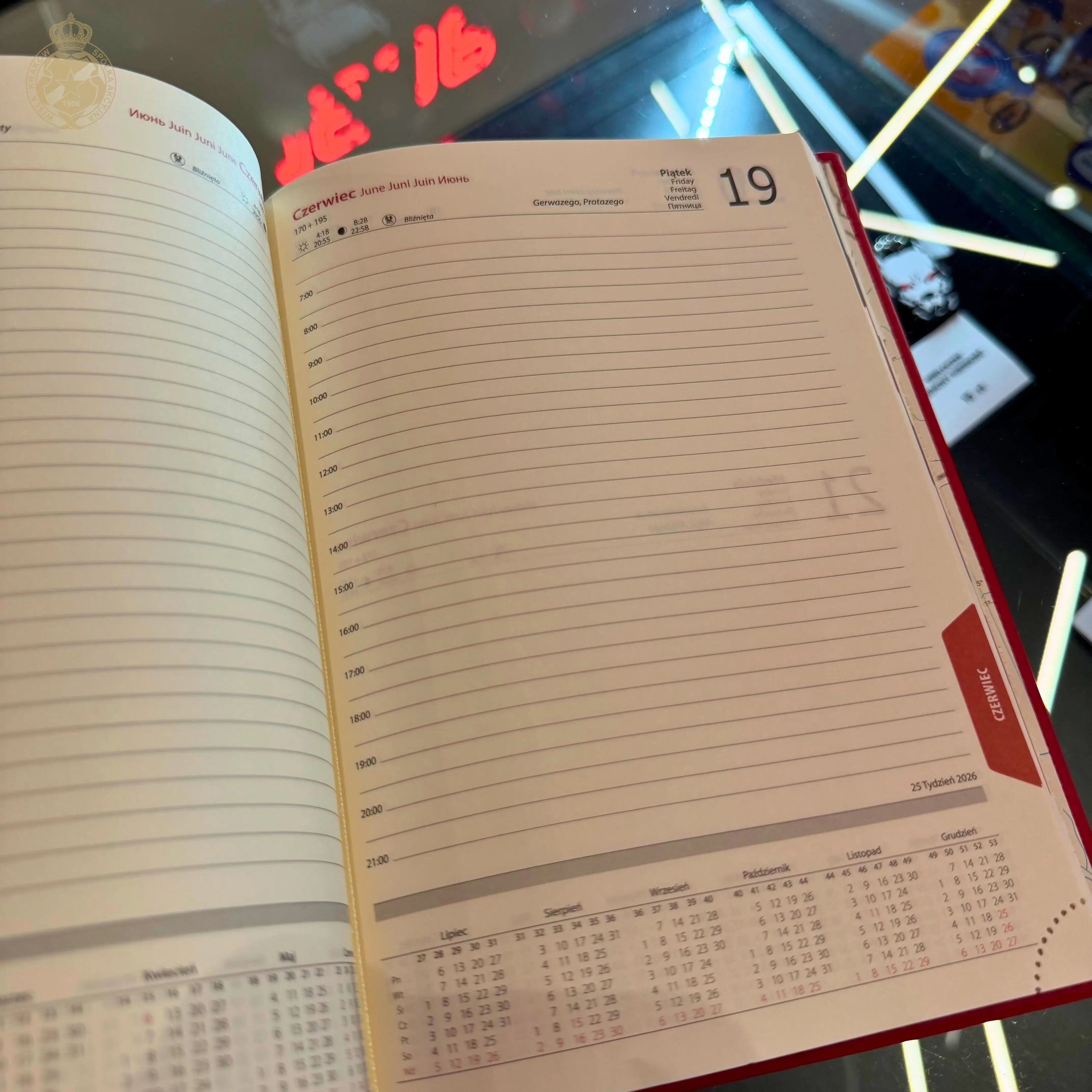 Kalendarz książkowy 2026 - czerwony Wisła Kraków Offical FanShop