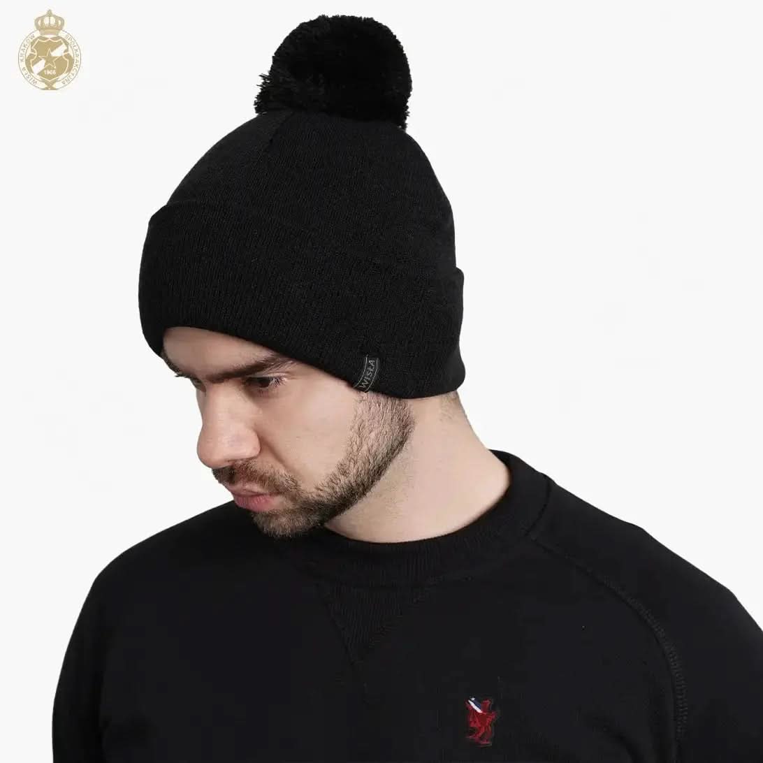 Czapka zimowa z pomponem - czarna Official FanShop - TS Wisła Kraków SA